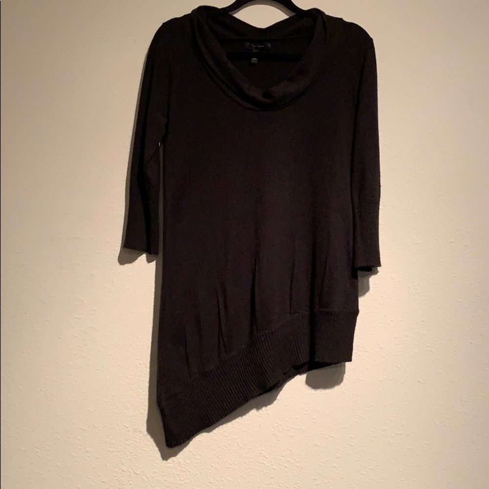 Black Scoop Neck Tunic